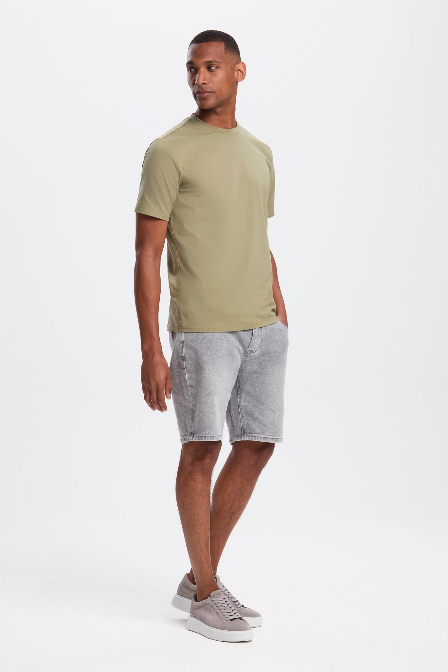 LA T-SHIRT REGOLARE