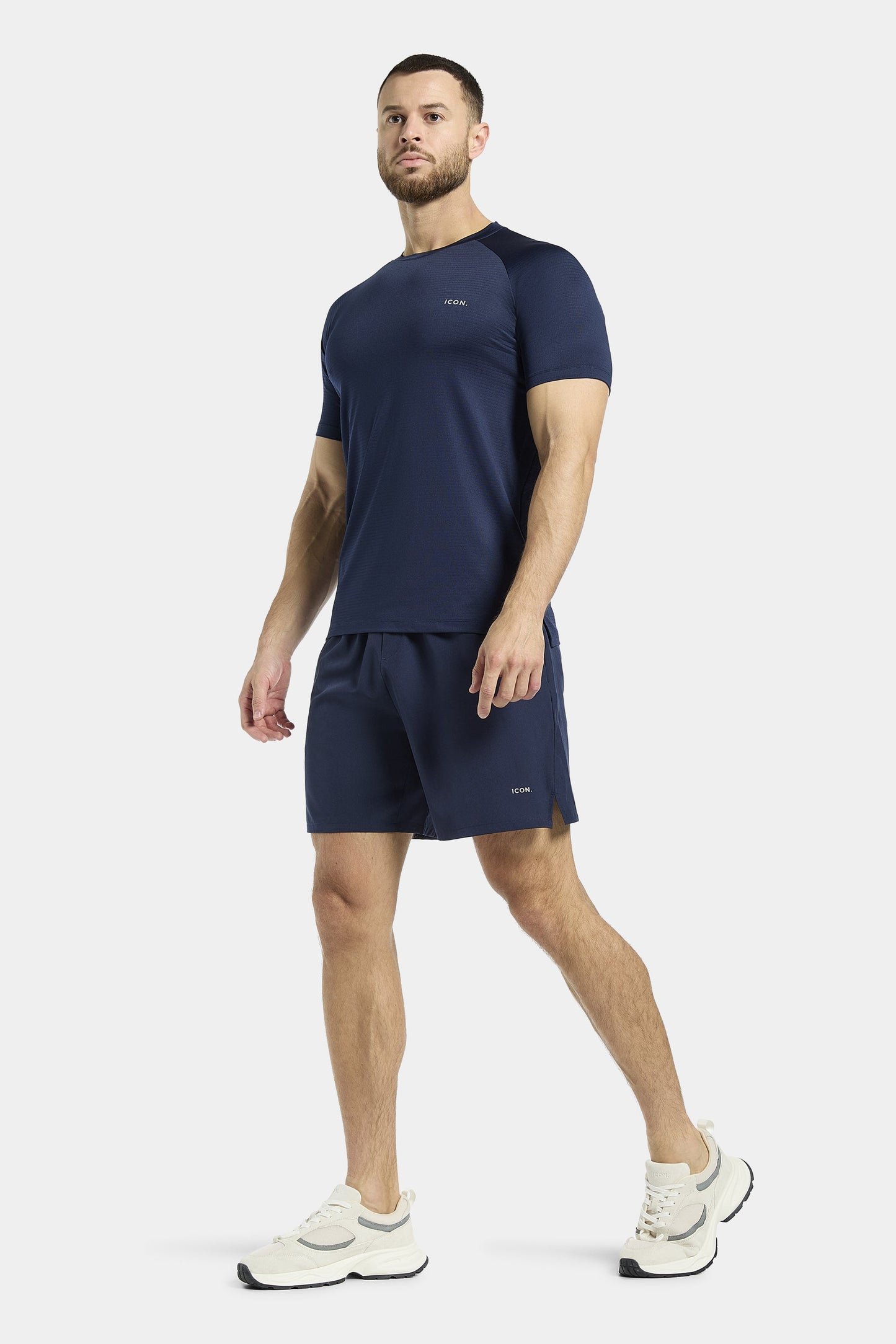 GLI SHORTS ACTIVE DA 7"