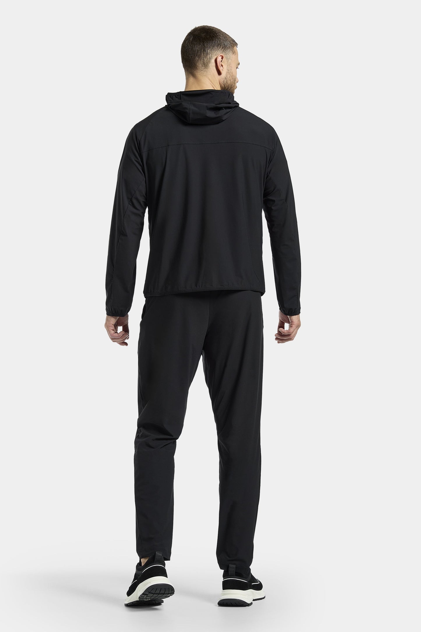 IL K-WAY CON CAPPUCCIO ACTIVE