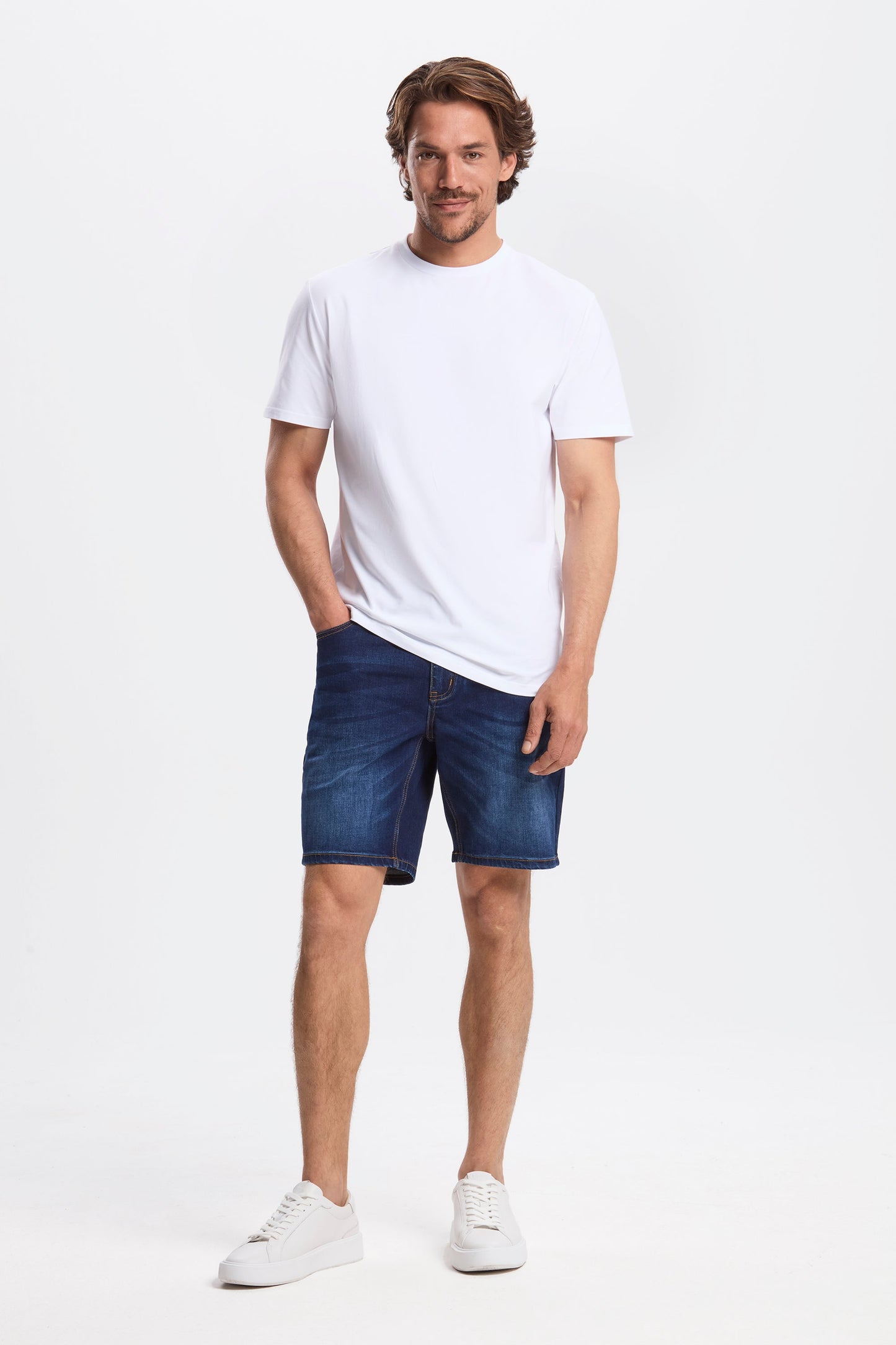 LA T-SHIRT REGOLARE
