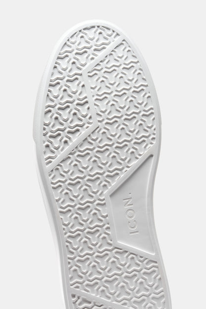LE CLASSICHE SNEAKERS IN SUEDE