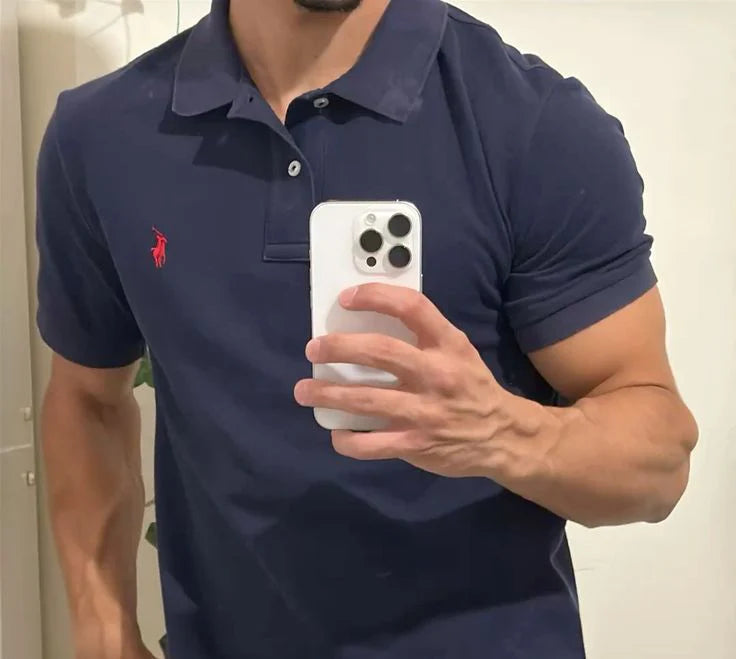 Lukas K.