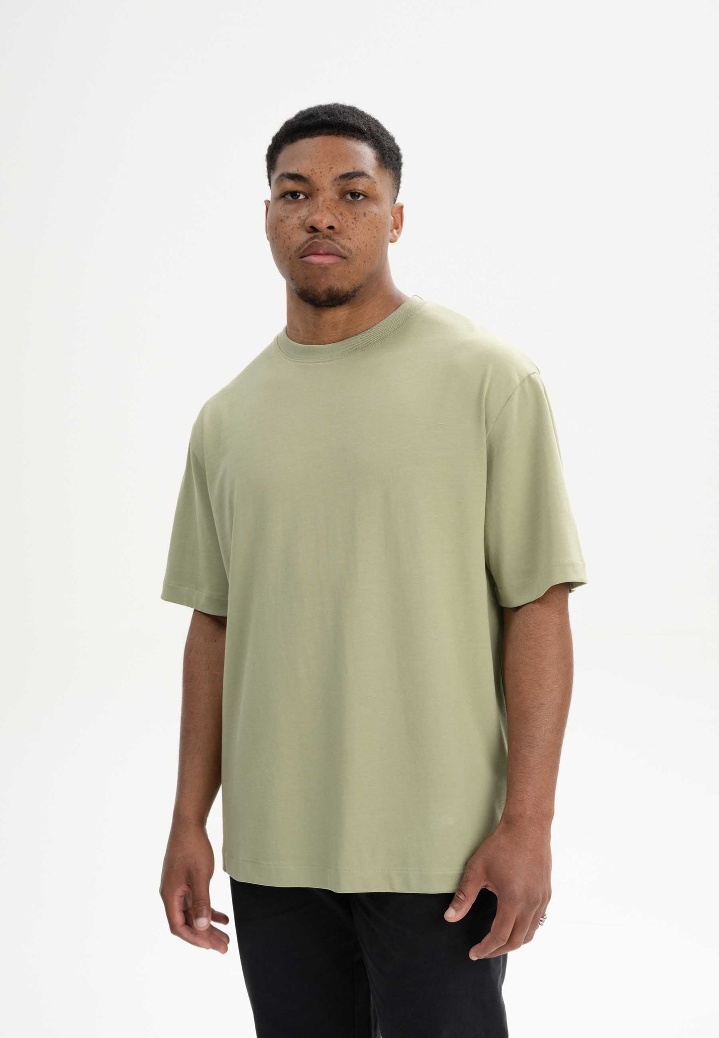 T-shirt oversize pesante stile BHAJAN