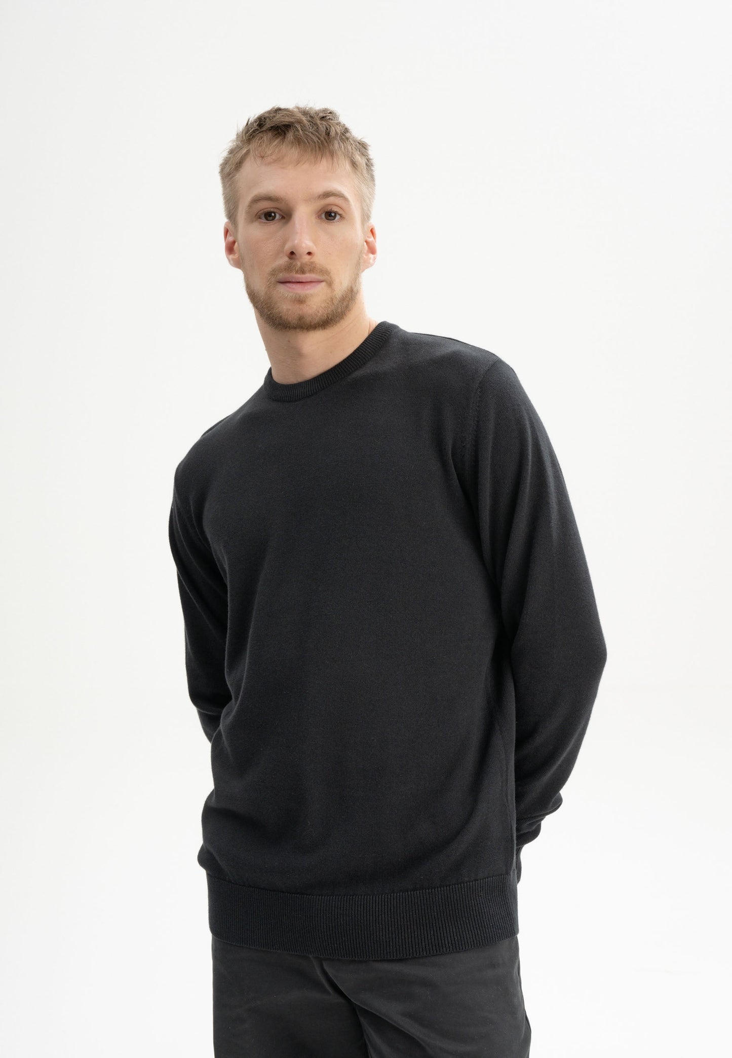 Pullover in maglia fine, modello HIMAL
