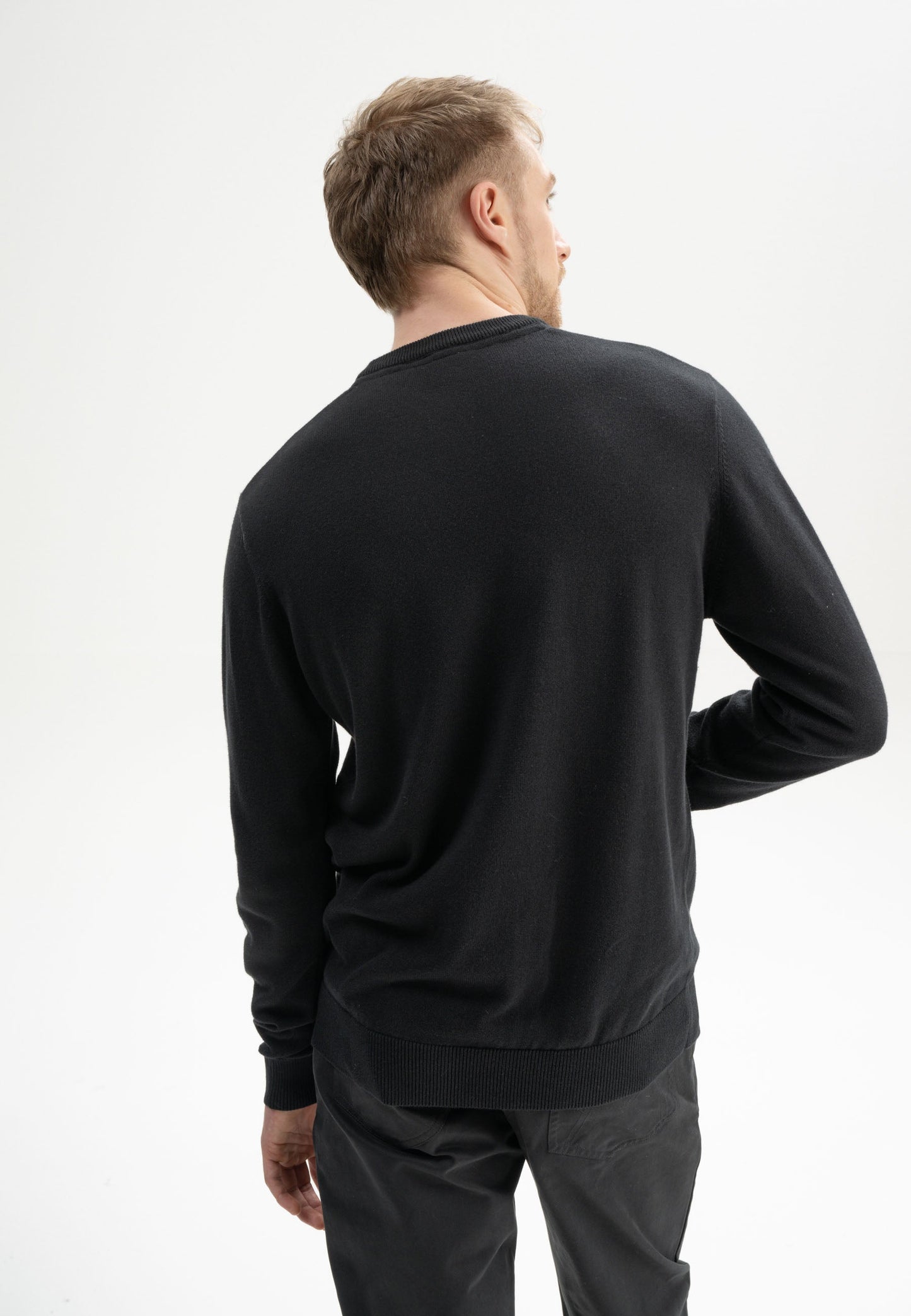 Pullover in maglia fine, modello HIMAL