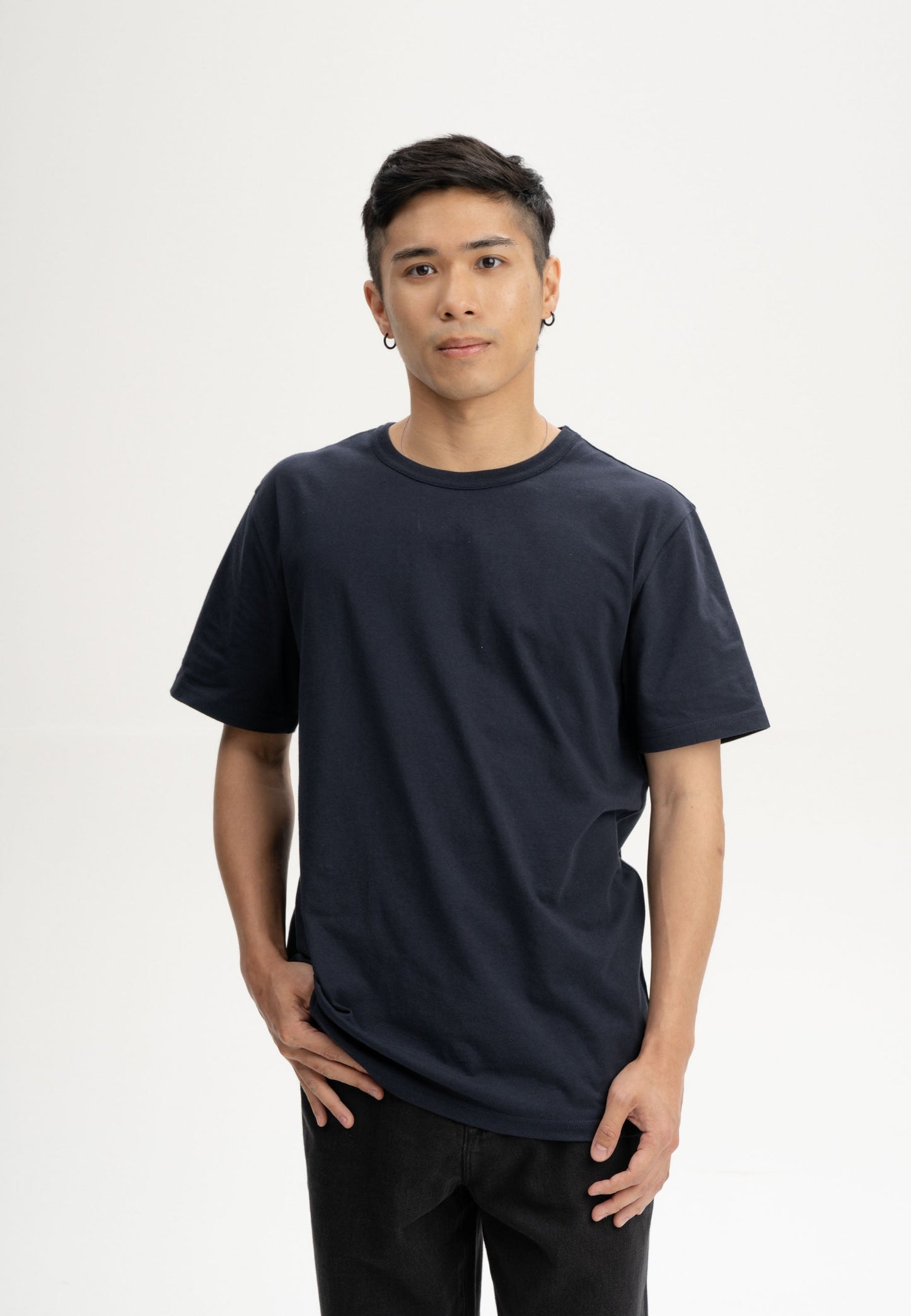 T-shirt modello IZAAN