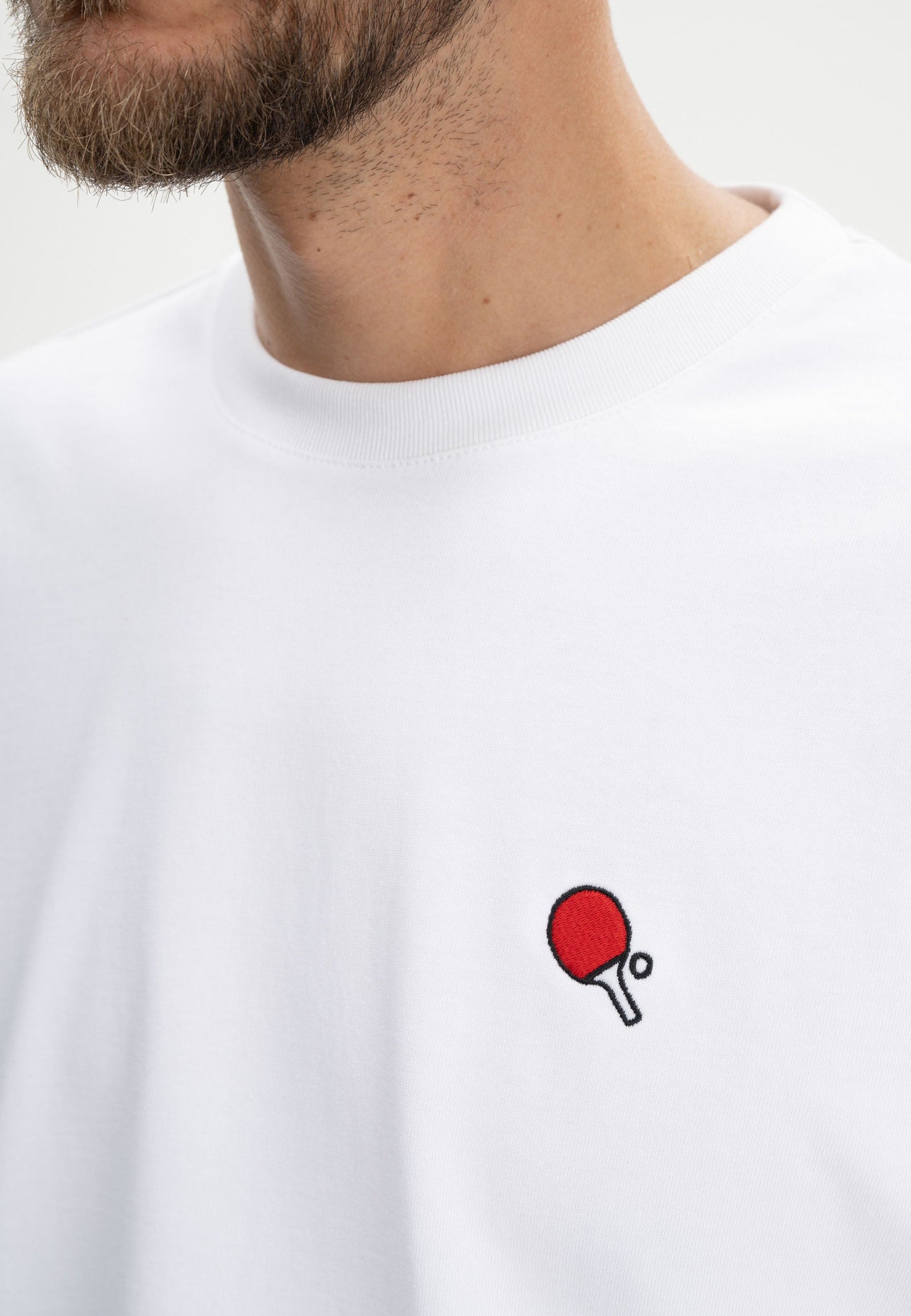 T-shirt in maglia pesante Style PRAVIN con ricamo
